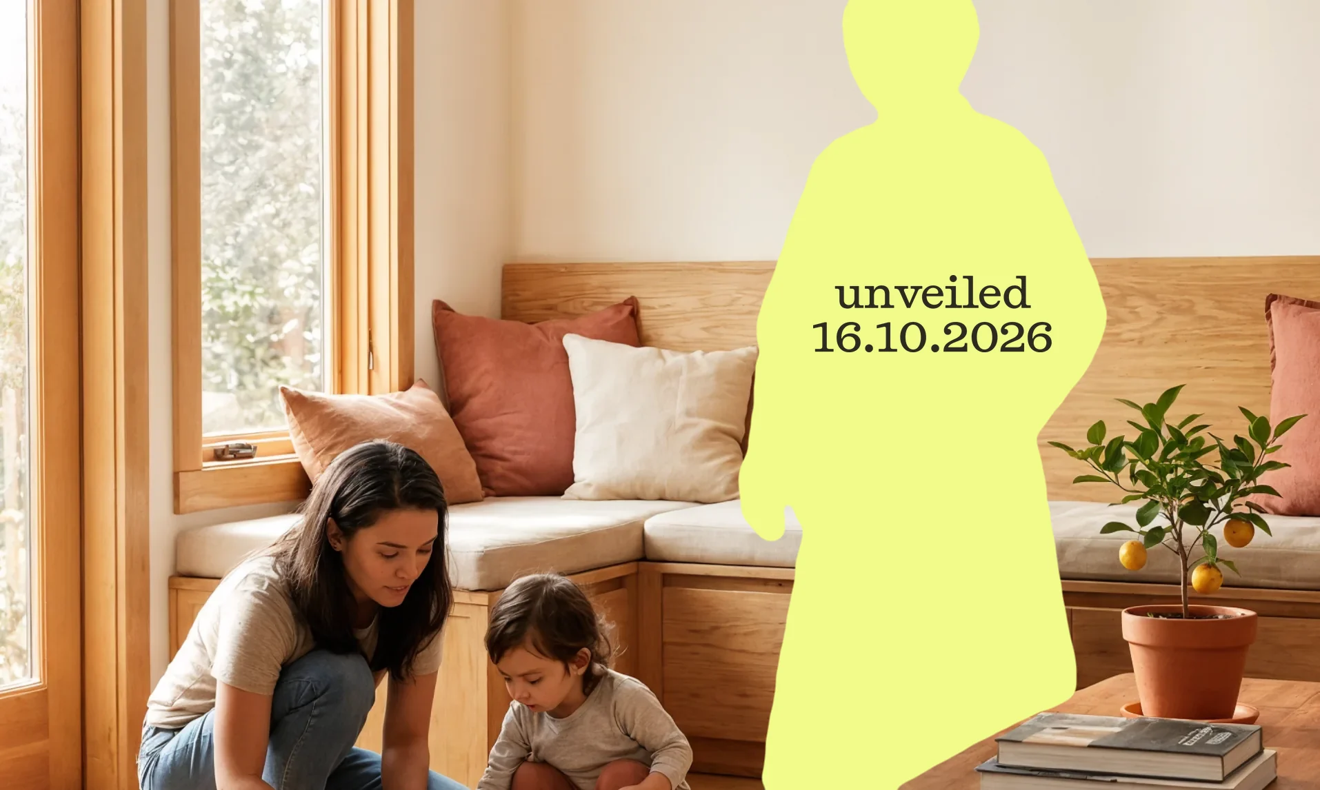 Silhouette von Plim in einem Wohnzimmer neben einem Elternteil und einem Kind. Enthüllung am 16.10.2026.